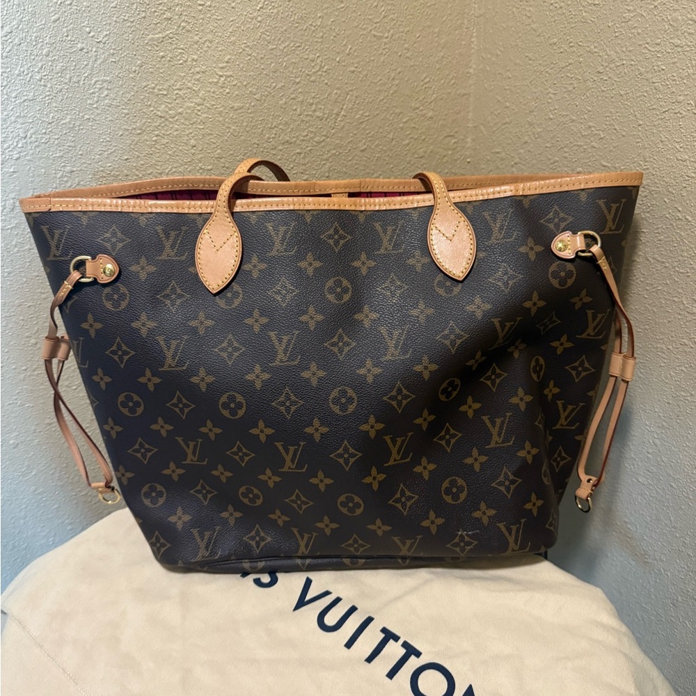 Louis Vuitton Neverfull MM